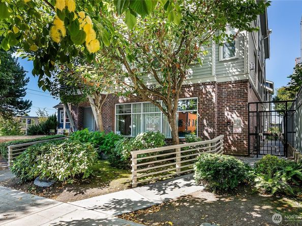 5953 California Avenue SW 1A, Seattle WA 98126