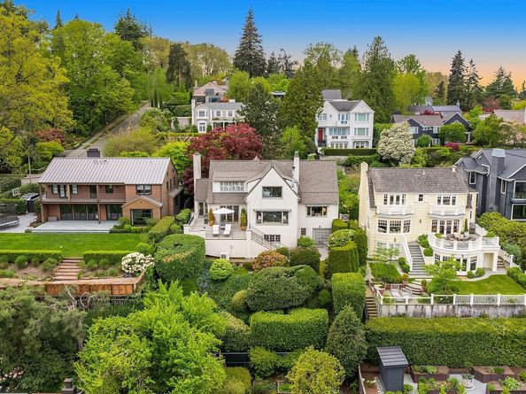 1108 39th Avenue E, Seattle WA 98112