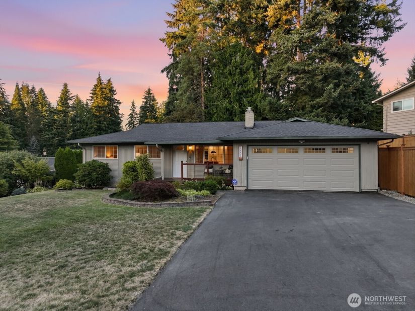 13306 85th Avenue NE, Kirkland WA 98034