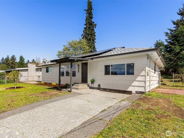 3518 Petersville Road NE, Bremerton WA 98310