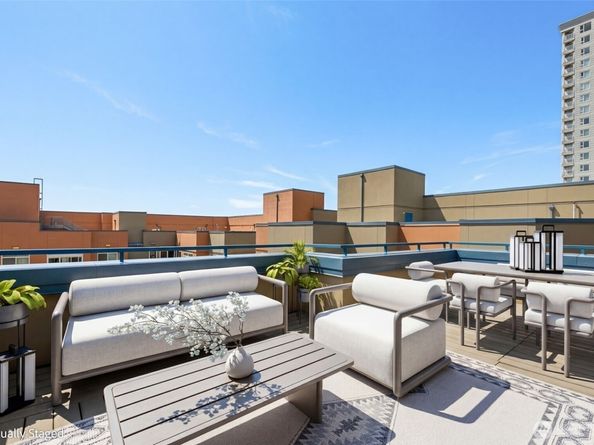 2415 2nd Avenue 750, Seattle WA 98121