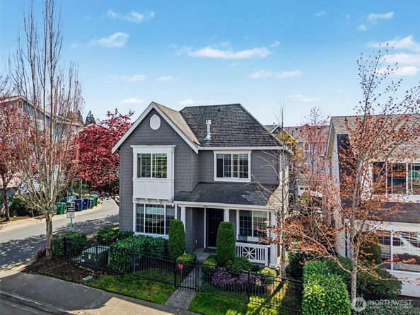315 4th Avenue S, Kirkland WA 98033