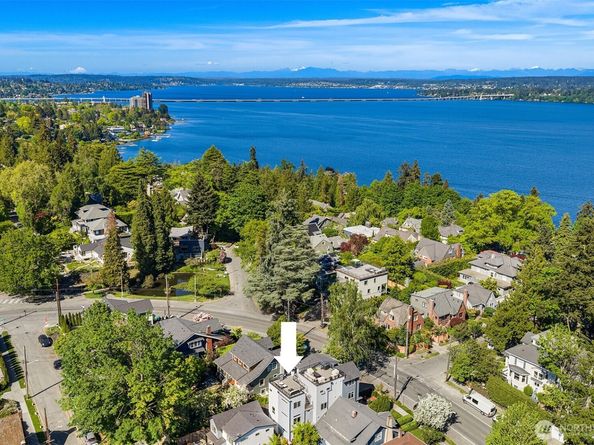 1802 38th Avenue, Seattle WA 98122