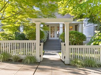 426 Smith Street