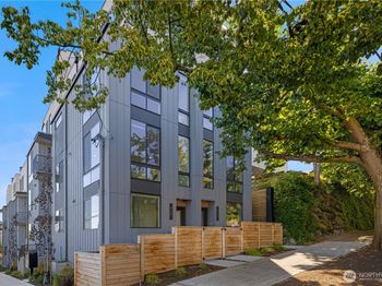957 N 35th Street