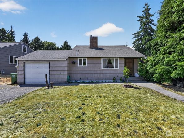 9219 26th Avenue SW, Seattle WA 98106