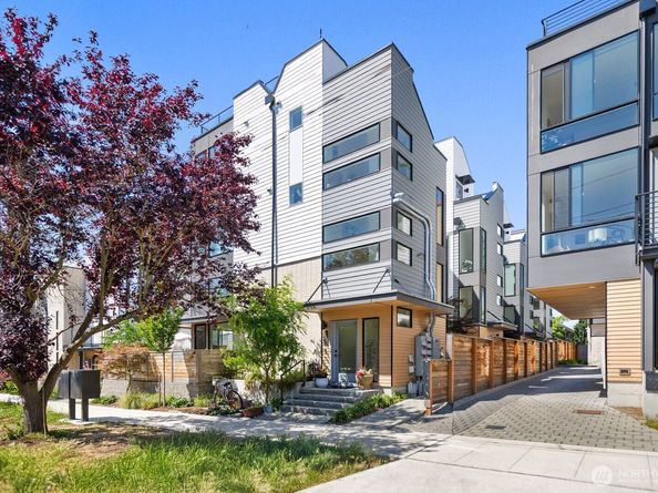 916 NW 56th Street G, Seattle WA 98107