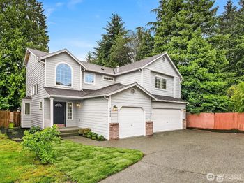 2450 Ferndale Place NE