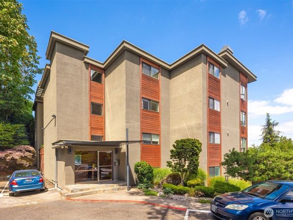 1717 5th Avenue N 101, Seattle WA 98109