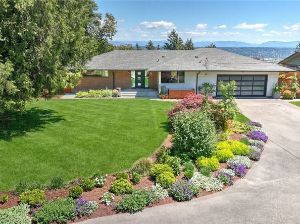 22010 34th Avenue S, SeaTac WA 98198