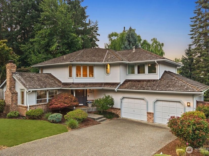 12138 NE 166th Place, Bothell WA 98011