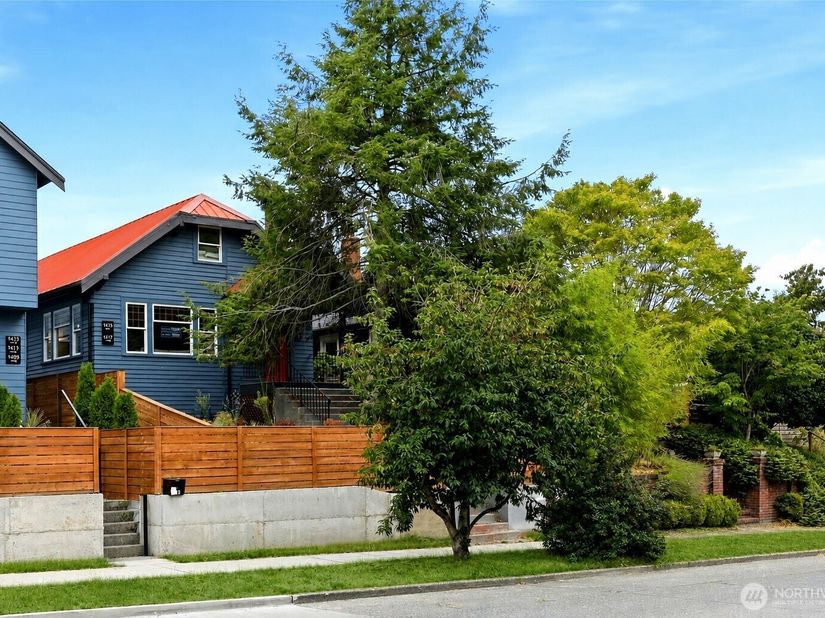 1417 Martin Luther King Jr Way, Seattle WA 98122