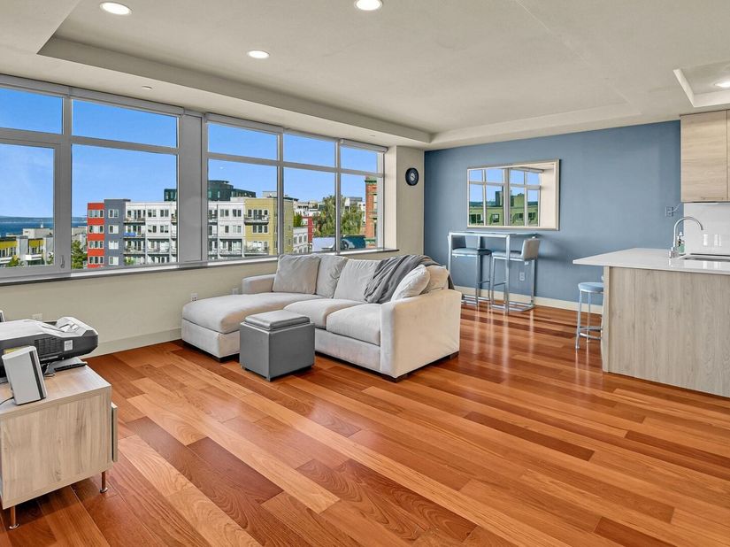 2319 1st Avenue 306, Seattle WA 98121