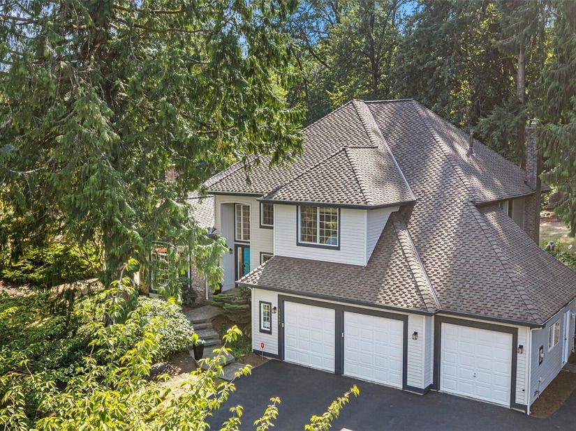 18929 203rd Avenue NE, Woodinville WA 98077