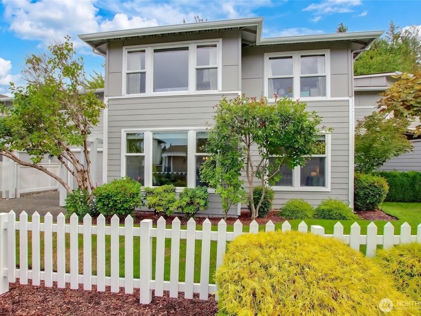 22471 SE 38th Terrace 1419, Issaquah WA 98029