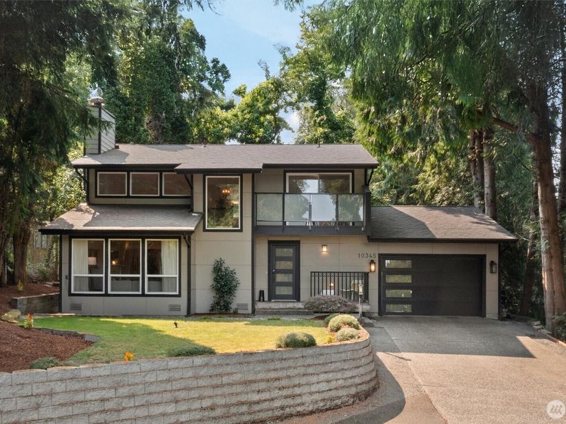 10345 36th Avenue NE, Seattle WA 98125