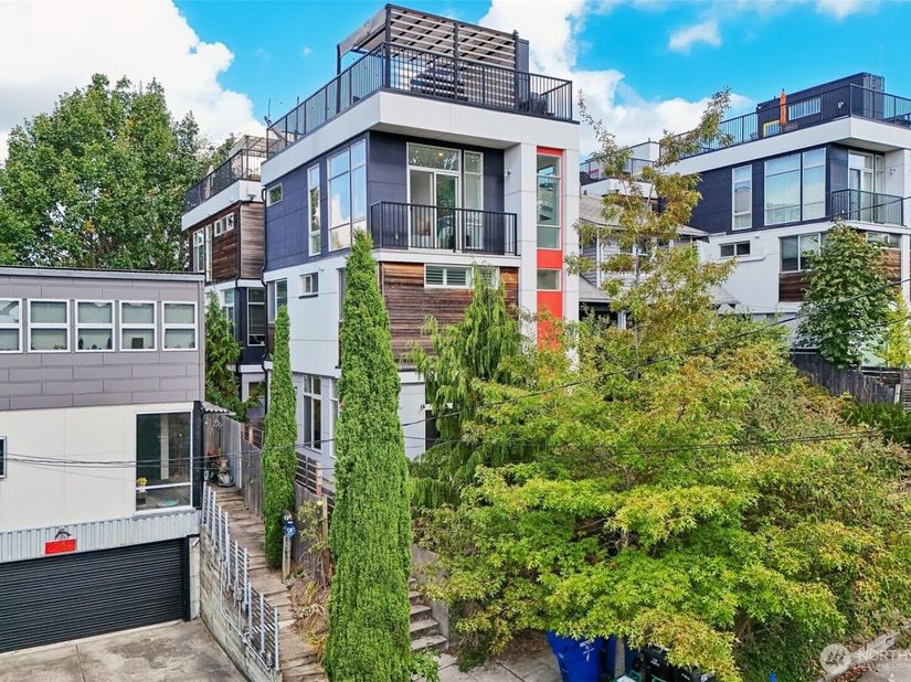 2208 E Alder Street, Seattle WA 98122