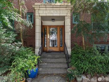408 Bellevue Avenue E