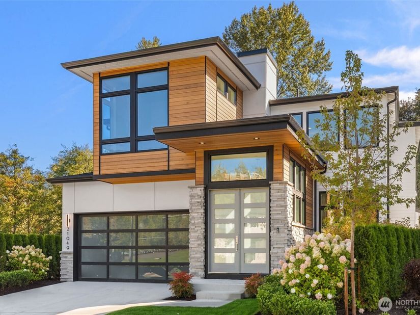 21049 SE 80th Street, Issaquah WA 98027