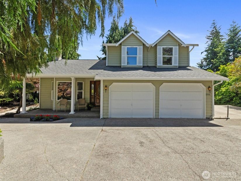 15931 2nd Place W, Lynnwood WA 98087