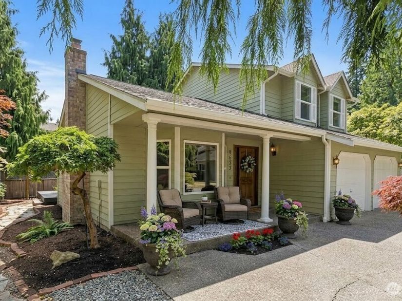 15931 2nd Place W, Lynnwood WA 98087