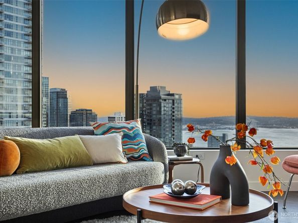 2510 6th Avenue 2504, Seattle WA 98121