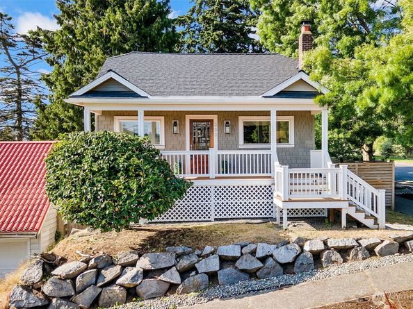 300 NW 47th Street, Seattle WA 98107