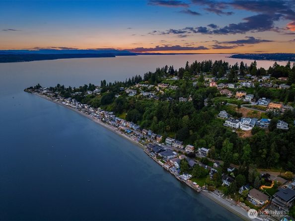 2832 SW 171st Street, Burien WA 98166