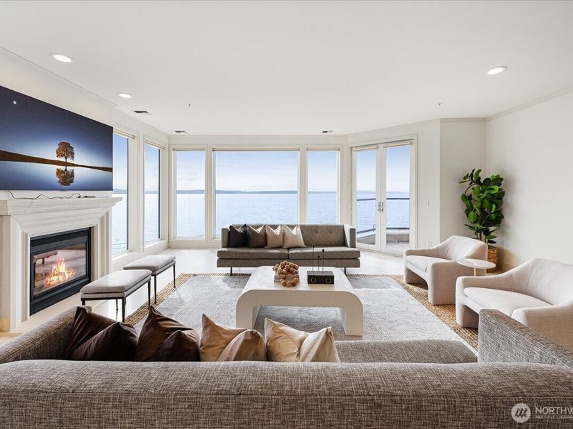1338 Alki Avenue SW 500, Seattle WA 98116