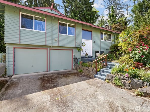 2613 S 300th Street, Federal Way WA 98003