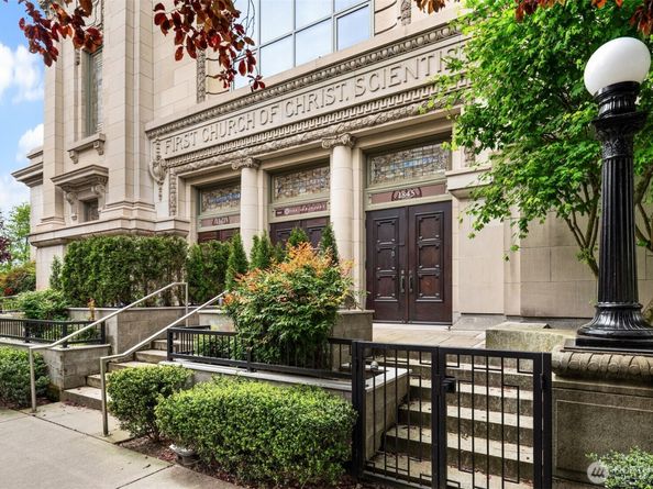 1845 16th Avenue, Seattle WA 98122