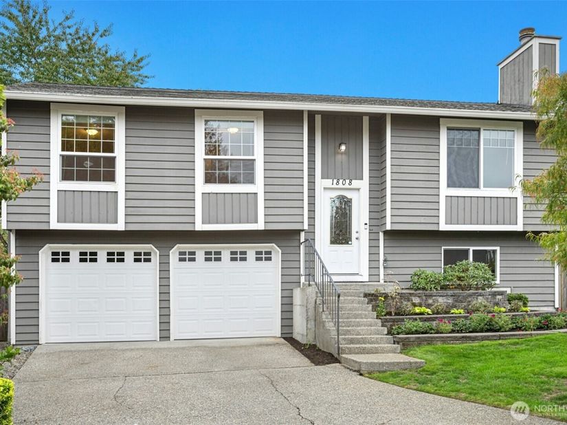 1808 225th Street SE, Bothell WA 98021