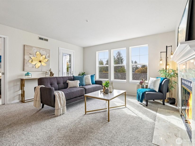 3935 226th Place SE 207, Issaquah WA 98029