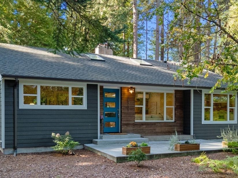 18731 Ballinger (off private road) Way NE, Lake Forest Park WA 98155