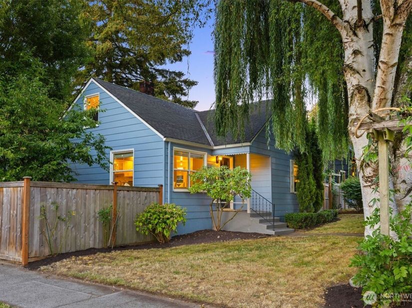 368 NW 48th Street, Seattle WA 98107