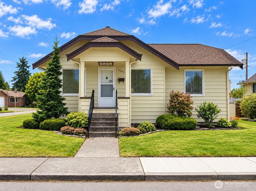 2501 Fulton Street, Everett WA 98201