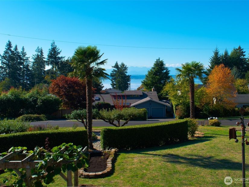 23823 113th Place W, Woodway WA 98020