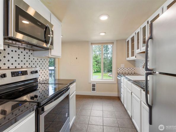 4641 W Lake Sammamish Parkway SE F305, Issaquah WA 98027