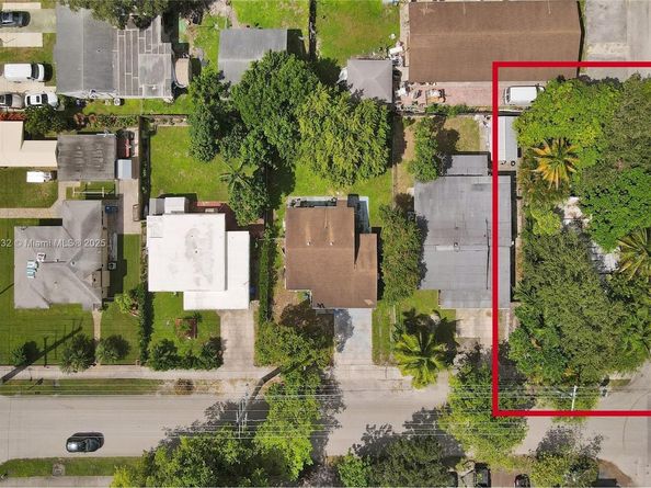 1024 N 24th, Hollywood FL 33020