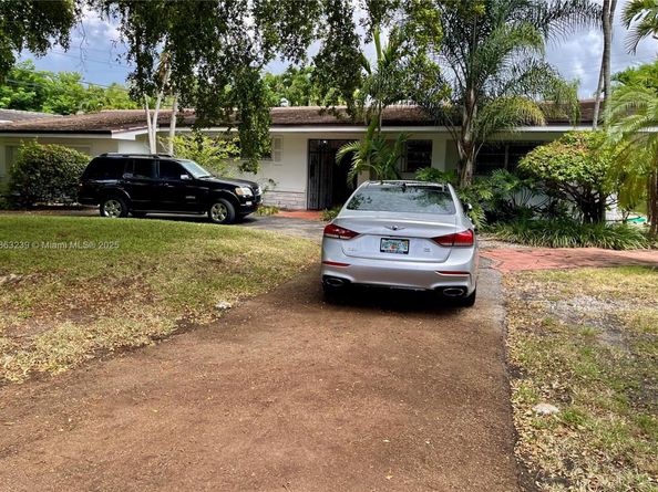 1535 Mercado Ave, Coral Gables FL 33146