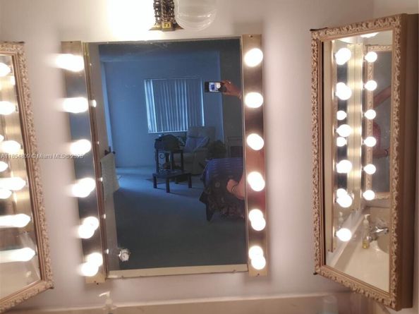 3940 Inverrary Blvd 402A, Lauderhill FL 33319