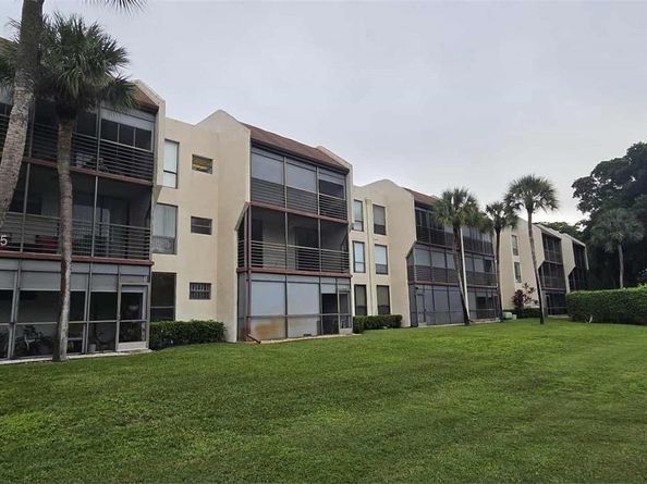 8050 W Mcnab Rd 212, Tamarac FL 33321