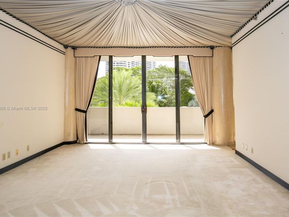 3000 Island Blvd WSTE1, Aventura FL 33160