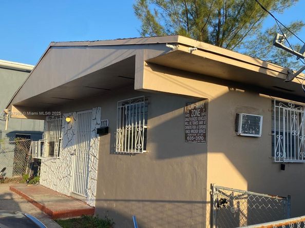 1173 NW 65th St, Miami FL 33150