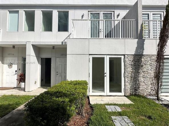 Undisclosed Address #A11926646, Homestead FL 33032