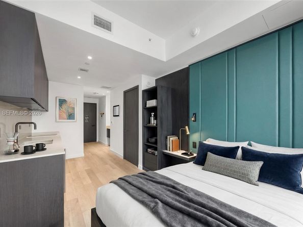 20 NE 11 St 2306B, Miami FL 33132