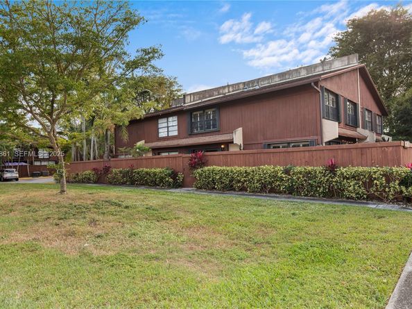 Undisclosed Address #A11936861, Miami FL 33173