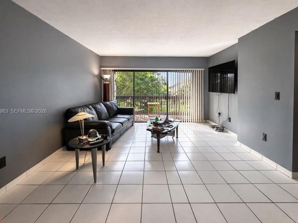 13870 SW 62nd St 208, Miami FL 33183