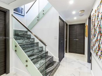 20191 E Country Club Dr