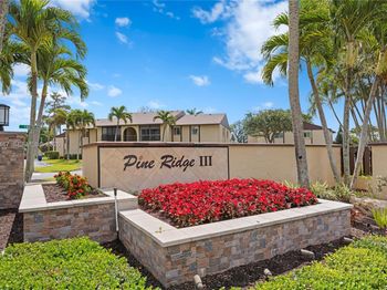 339 Pine Ridge Cir